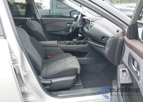 2023 Nissan Rogue Sv Intelligent Awd z USA, uszkodzony, nr VIN JN8BT3BB3PW472513